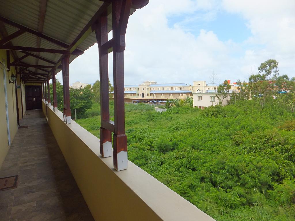 Villa Narmada Grand Bay Buitenkant foto